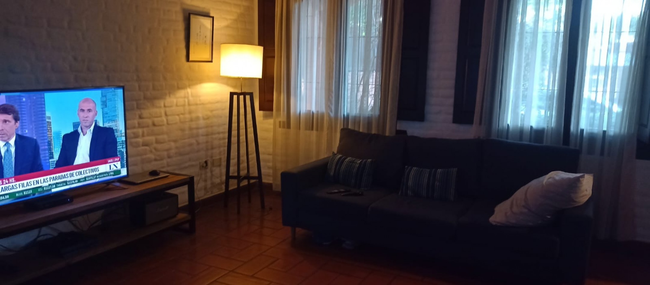 CASA ESTILO COLONIAL VENTA-ALQUILER