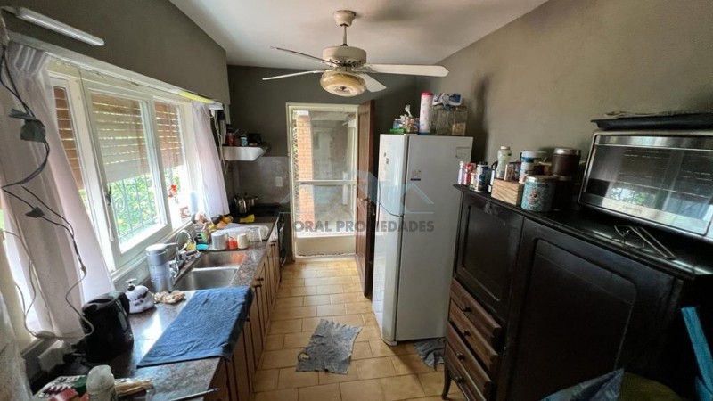Hermoso Chalet en esquina Castelar Norte
