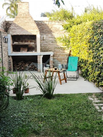 Duplex  en inmejorable ubicacionPERMUTO-VENDO escucho ofertas