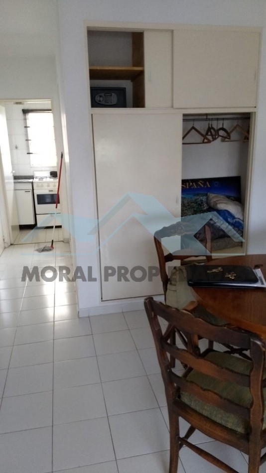 ALQUILO/ VENDO MONOAMBIENTE AMUEBLADO 