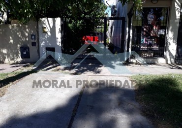 GALPON con VIVIENDA y LOCAL al frente