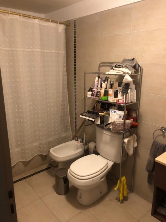 ALQUILO DOS AMBIENTES 3er. piso CASTELAR NORTE 