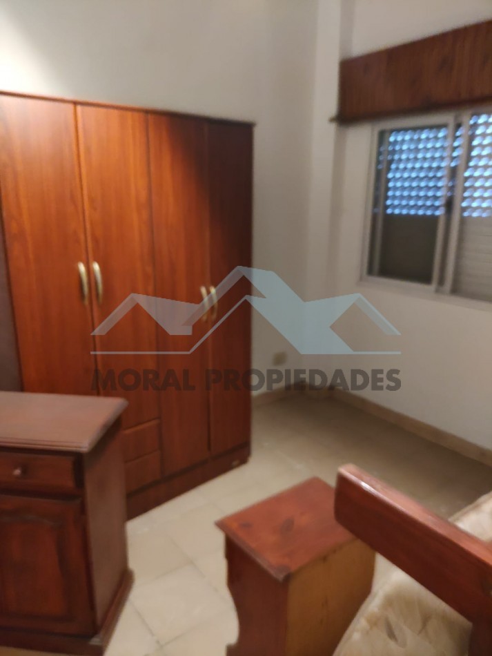 ALQUILO DOS AMBIENTES CON PATIO INMEJORABLE UBICACION