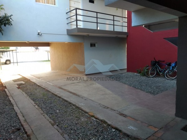 ALQUILO DOS AMBIENTES AL FRENTE