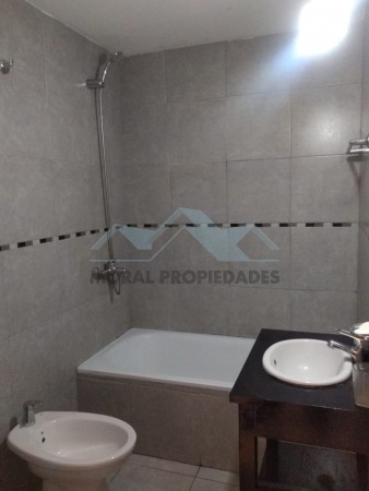 ALQUILO DOS AMBIENTES AL FRENTE