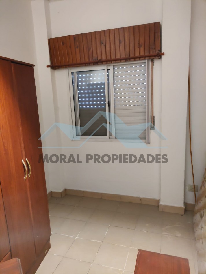 ALQUILO DOS AMBIENTES CON PATIO INMEJORABLE UBICACION