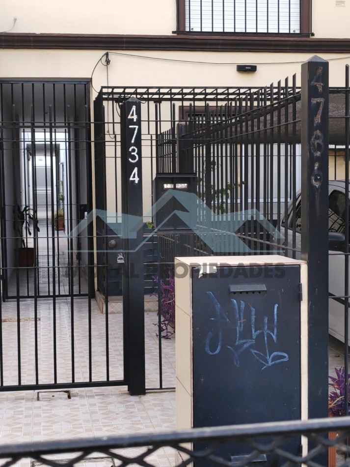 ALQUILO DOS AMBIENTES CON PATIO SEMI-CUBIERTO IMPECABLE 